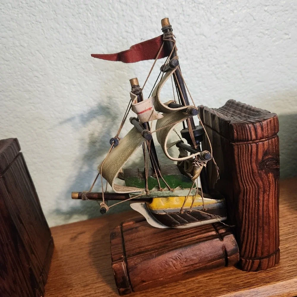 Vtg Ship Nautical Wood‎ and Paper Mache Cloth Bookends Set Pirate Spanish MCM